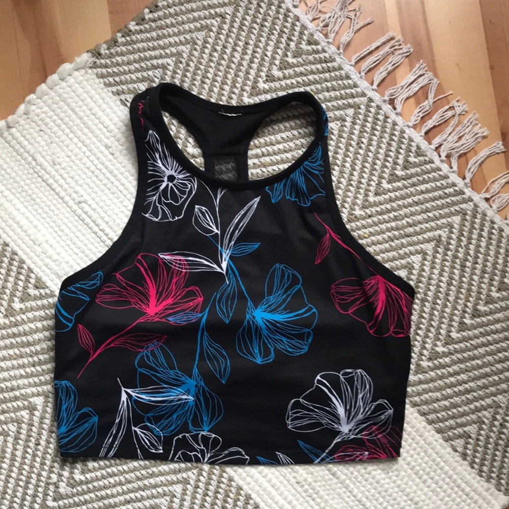 FABLETICS crop shirt size medium floral